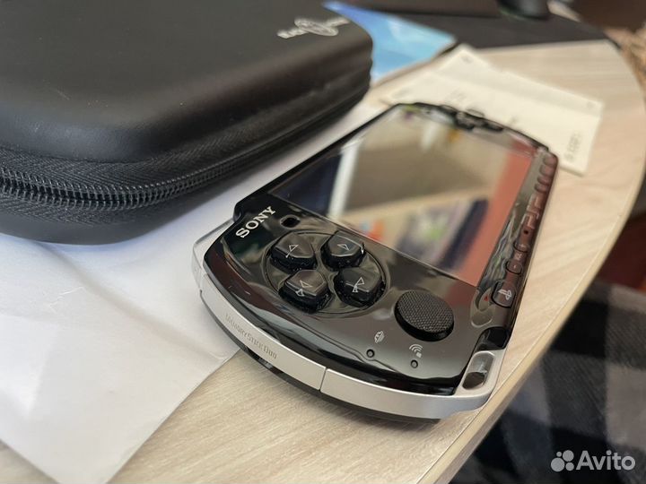 Sony PSP 3008 прошитая + комплект