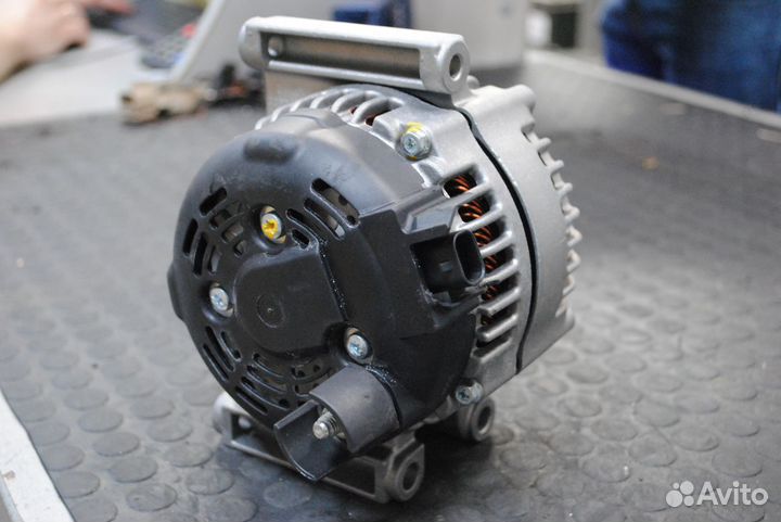 Генератор Opel Insignia, Astra, Zafira 1.6 SIDi