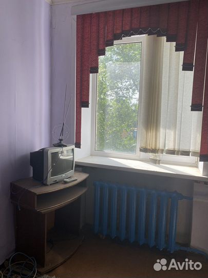 Телевизор с тумбой