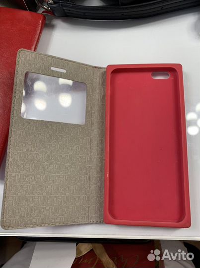 Чехлы для iPhone 6s