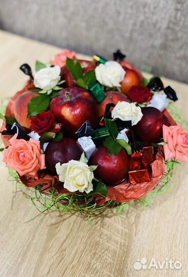 Съедобные букеты. Подарочные корзинки