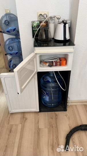 Б/У Кулер с чайным столиком Тиабар Ecotronic