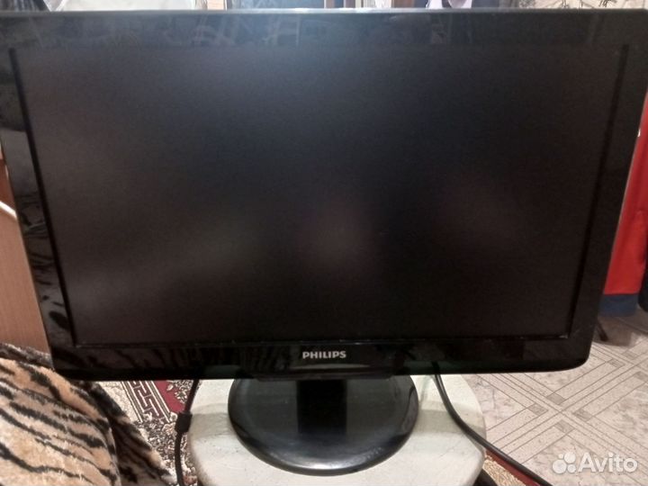 Монитор Philips
