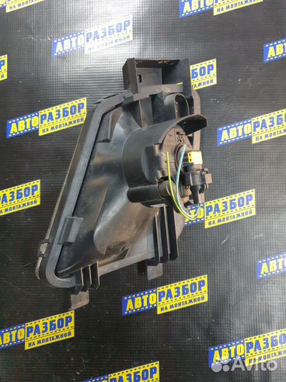 Фара противотуманная Пежо 308