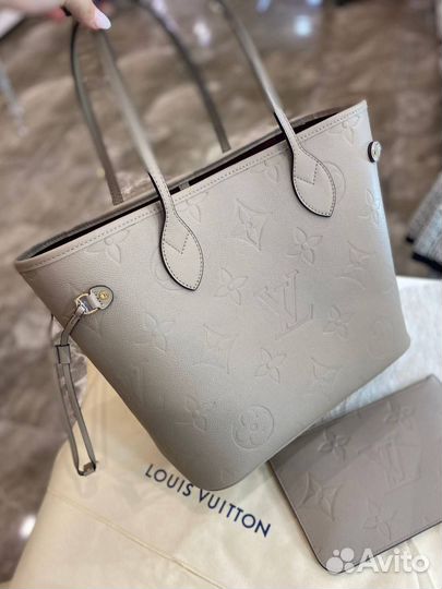 Сумка тоут Louis Vuitton Neverfull MM