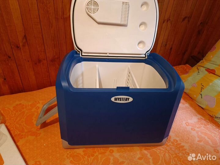 Холодильник для автомобиля