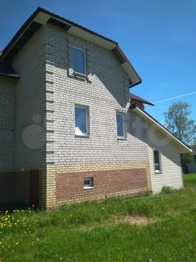 Коттедж 135 м² на участке 12 сот.