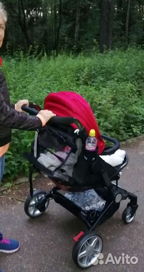 Прогулочная коляска