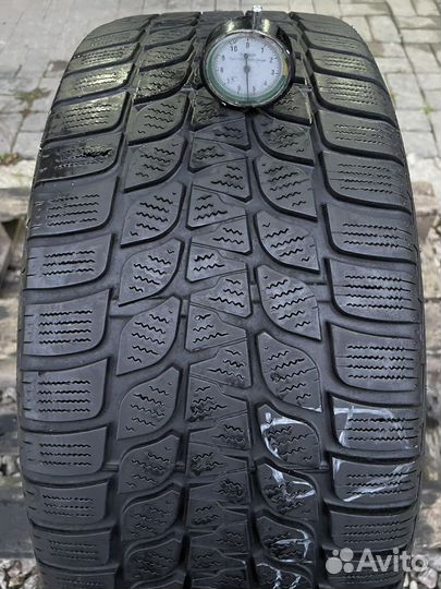 Bridgestone Blizzak LM-25 235/45 R18