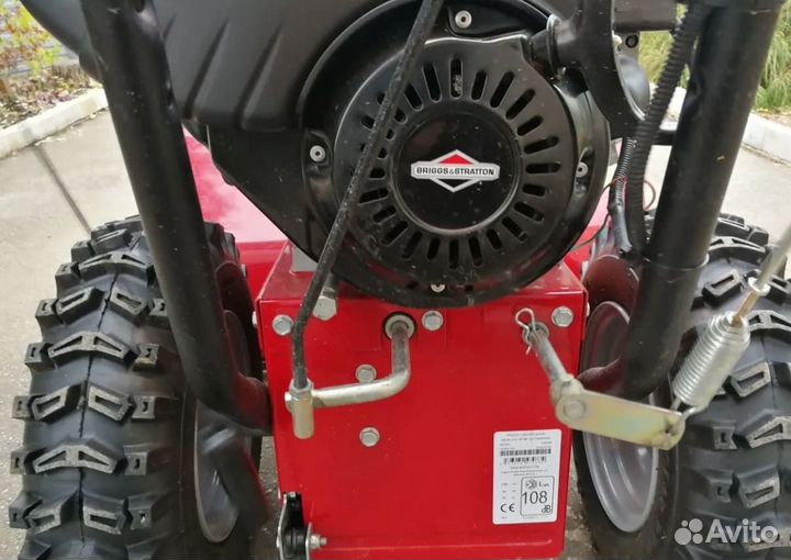 Снегоуборщик Canadiana CM741450SE