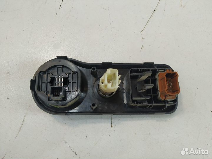 Renault duster Кнопка включения Дифференциала