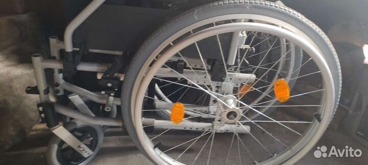 Инвалидная коляска новая