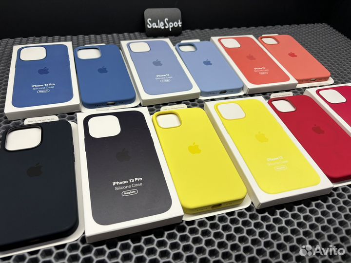 Чехлы на iPhone Silicone case MagSafe