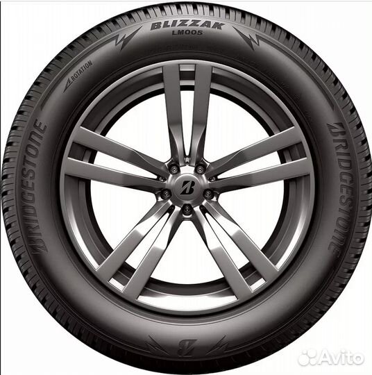 Bridgestone Blizzak LM-005 235/55 R18 104H