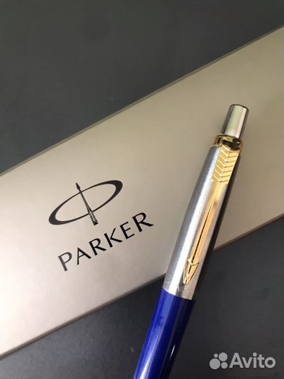 Шариковая ручка Parker