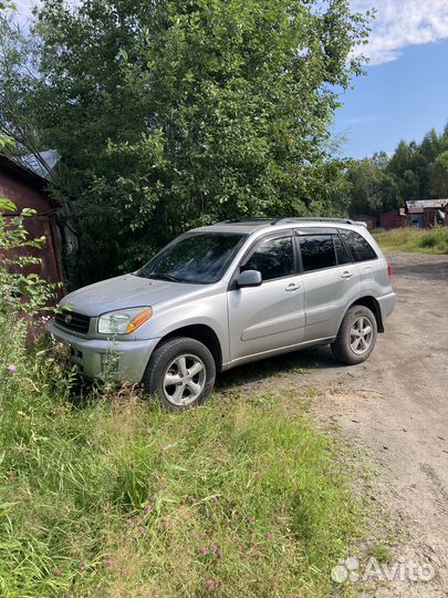 Toyota RAV4 2.0 AT, 2001, 196 377 км