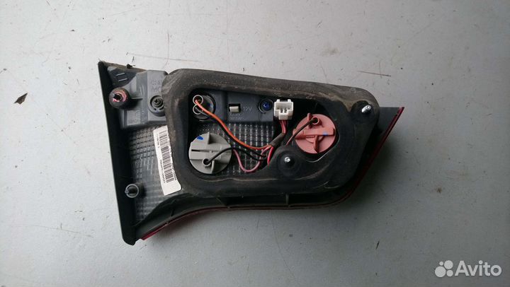 Фонарь задний правый внутренний kia rio 3