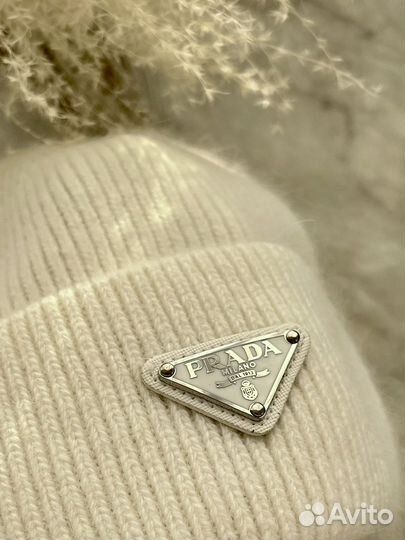 Шапка Prada