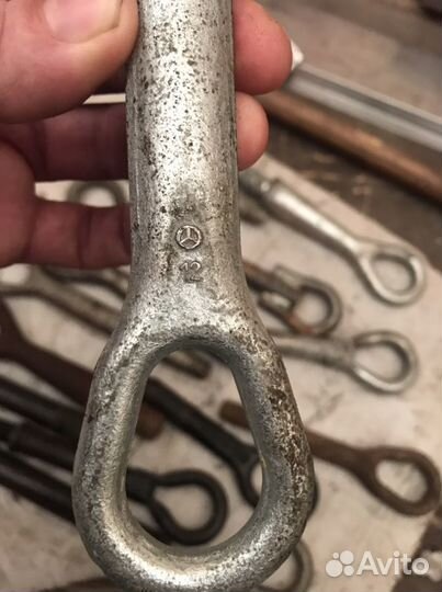 Крюк буксировочный бу