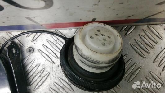 Лючок бака nissan X-trail T30 (OEA12IC01)