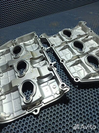 Клапанная крышка EZ30D Subaru Legacy Lancaster BHE