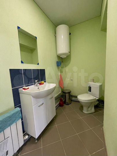 Комната 100 м², 2/2 эт.