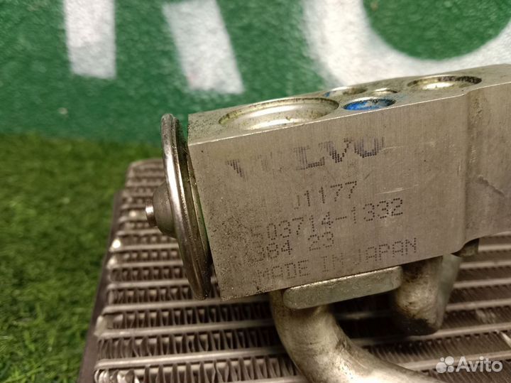 Радиатор кондиционера для Volvo S80