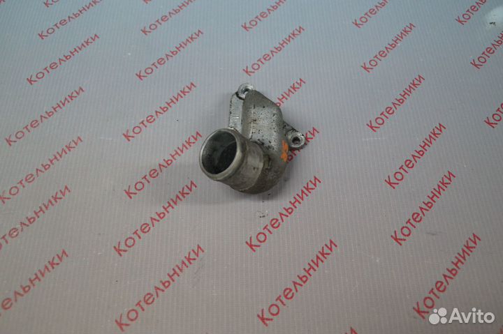 Nissan 11060-2F200 Фланец системы охлаждения