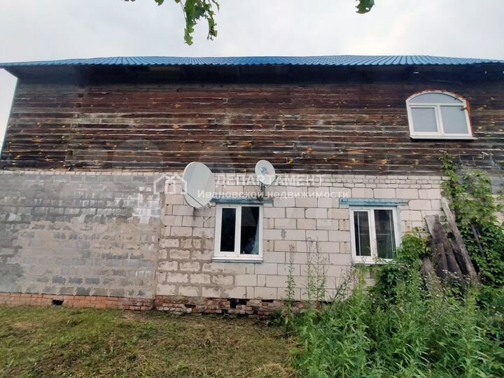 Дом 290 м² на участке 6 сот.