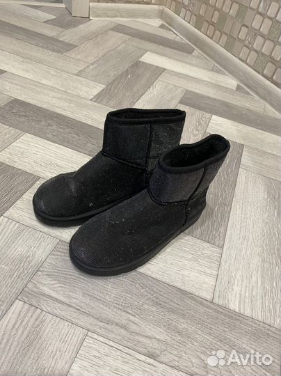 Угги блестящие женские