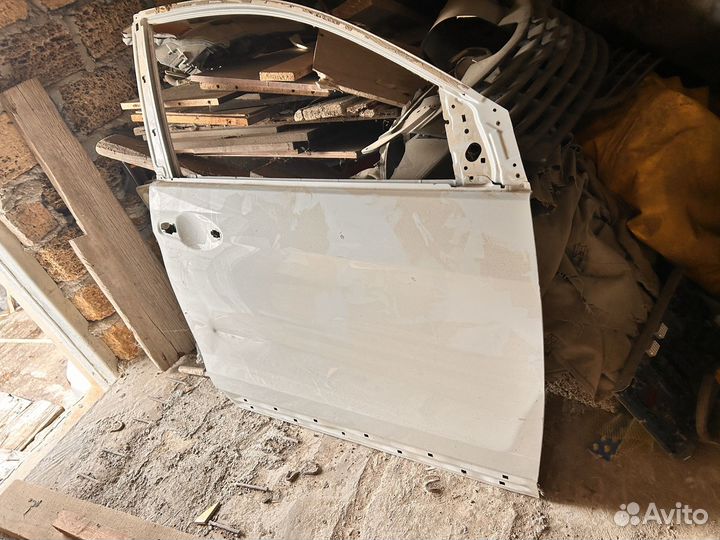 Дверь передняя правая Honda cr v 4