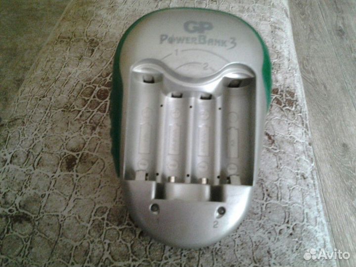 Зарядное устройствл для ак батареек