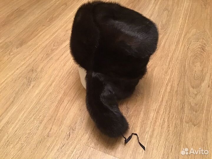 Мужская шапка р.5657 б/у в хорошем состоянии