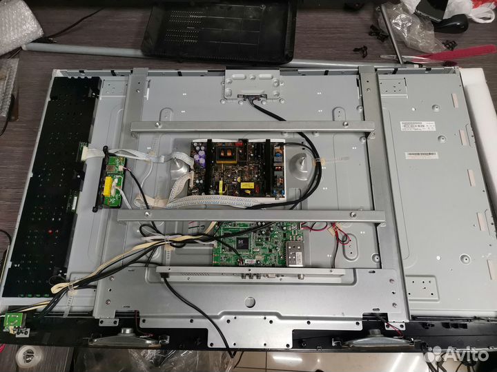 Телевизор Mystery MTV-4207WH (Разбор По запчастям)