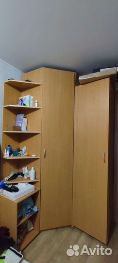 Шкаф