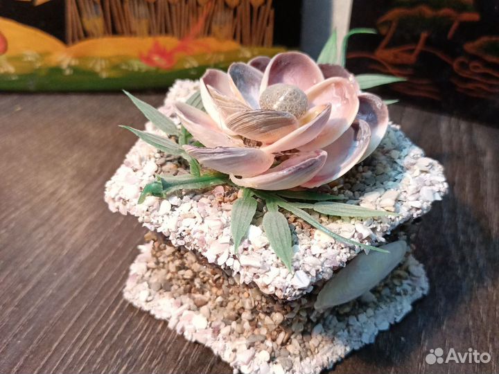 Ракушечья шкатулка из песка и камешков