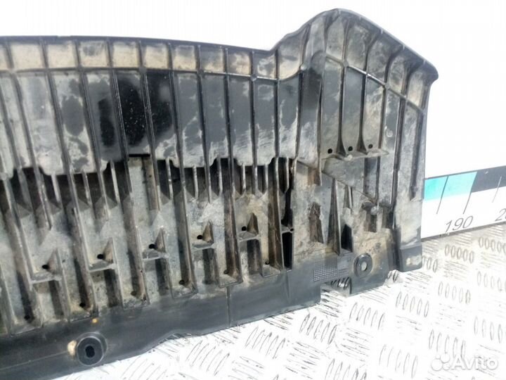 Б/У Пыльник под передний бампер#001