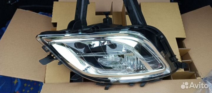 Фара передняя правая на Опель astra j 2009-2012