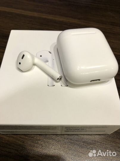 Наушники AirPods 2 (оригинал) без левого наушника