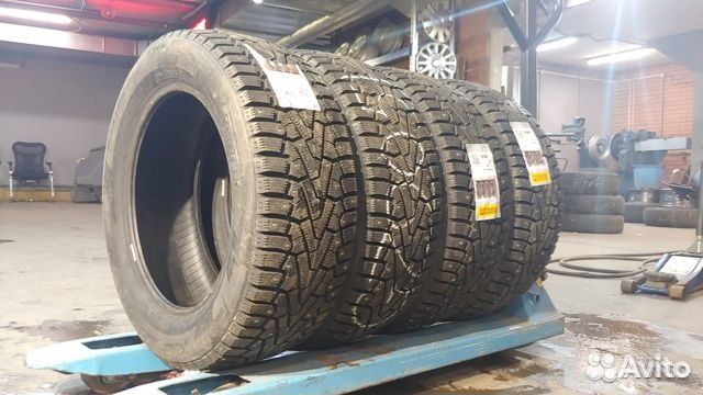 Pirelli Ice Zero 235/55 R17 103T