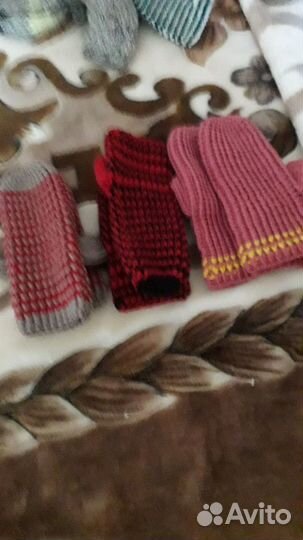 Вязанные вещи ручной работы следки носки варежки