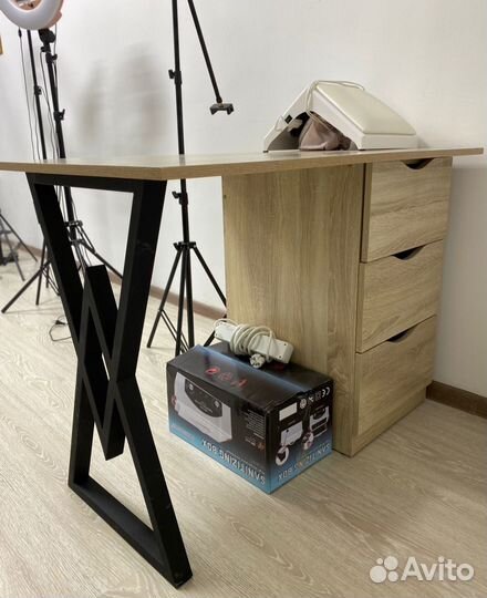 Продам стол