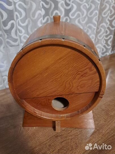 Бочонок деревянный декоративныц