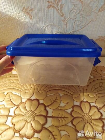 Контейнеры, стакан, сковорода,корзинка, горшочки