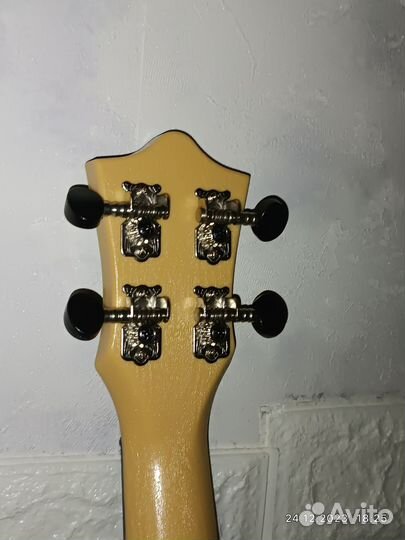 Укулеле flight