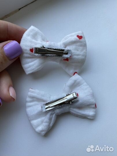 Бантики-заколки ручной работы
