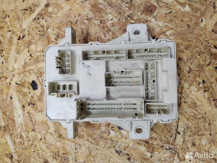 Блок предохранителей Салонный Kia Ceed Ed