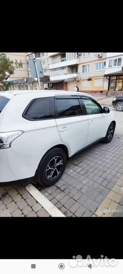 Mitsubishi Outlander 2.0 CVT, 2014, 177 000 км