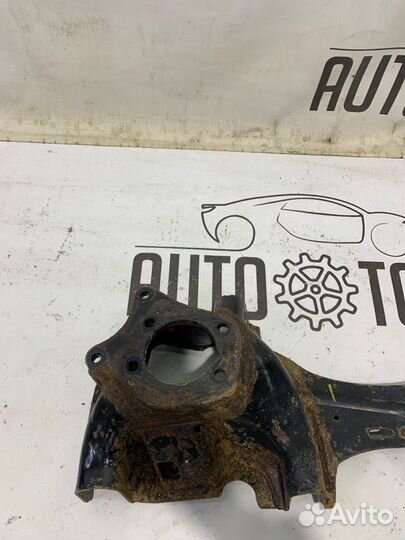 Рычаг продольный задний правый Ford Focus 3 pnda