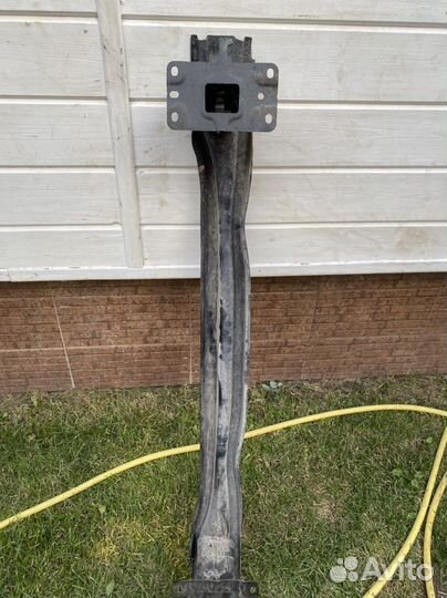 Усилитель заднего бампера volkswagen tiguan